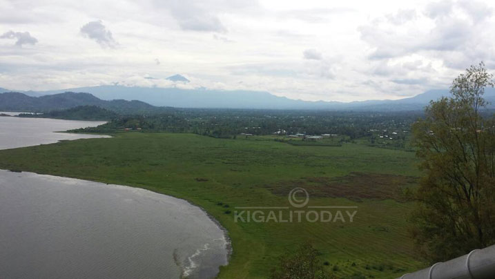 Icyo kiyaga gitanga amafi atuma abagituriye barya iryo yuzuye bakanasagurira amasoko
