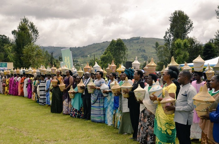 Buri birori birangwa n'ibiseke batura abatishoboye