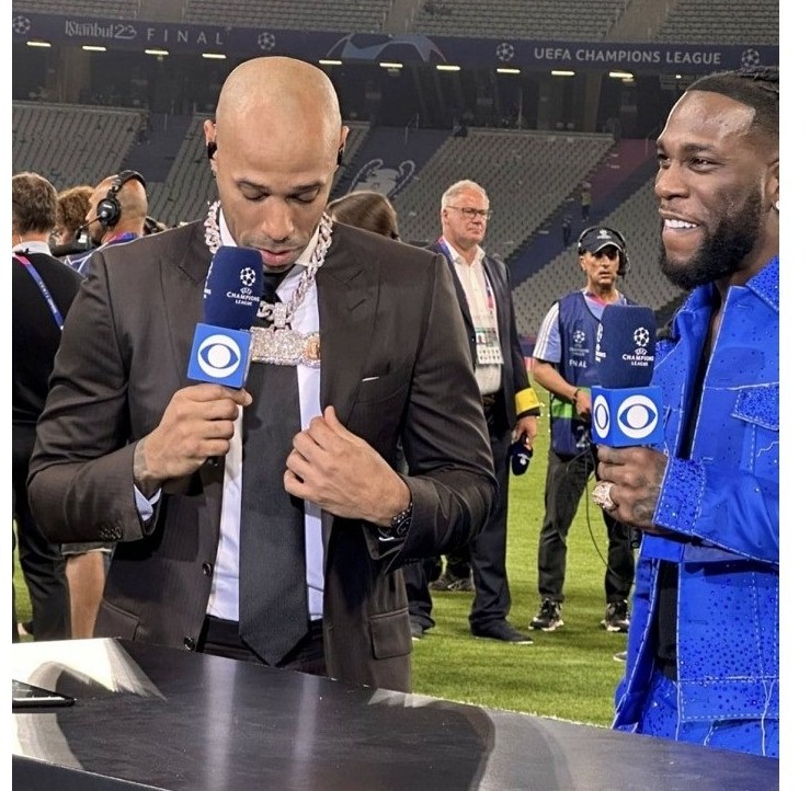Burna Boy amaze kwambika umukufi Thierry Henry