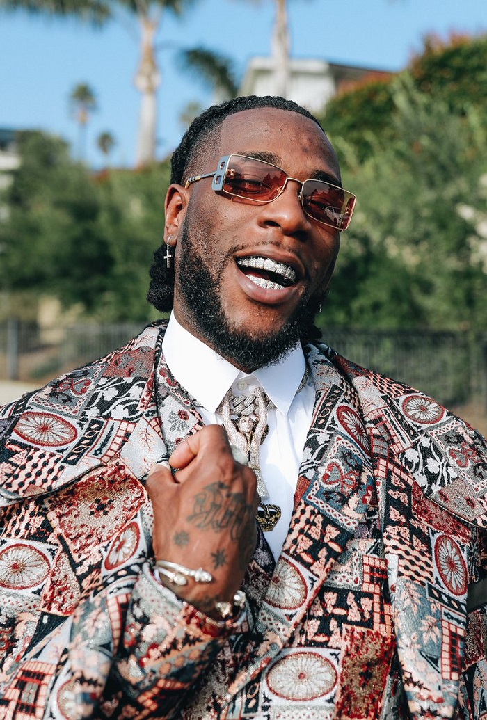 Burna Boy yibasiwe n