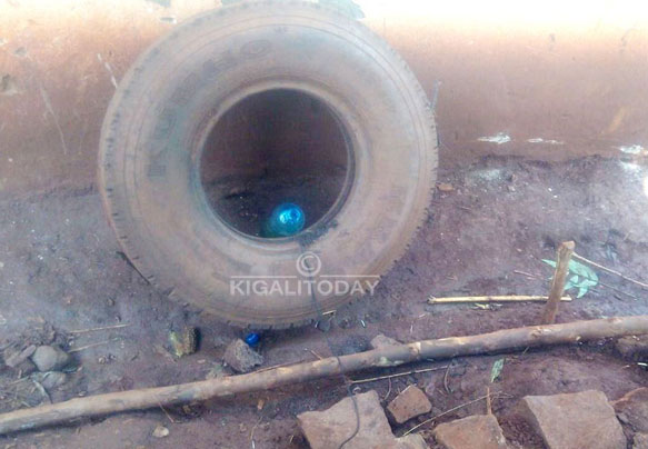 Aba bagizi ba nabi bari bitwaje n'amapine aho bari banafite gahunda yo kugira abo batwikira amazu