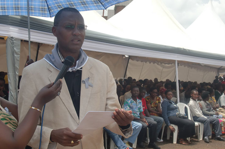 Busabizwa Parfait avuga ko kurwanya Jenoside n'ingengabitekerezo yayo uhereye mu muryango ari byo bituma iranduka burundu.