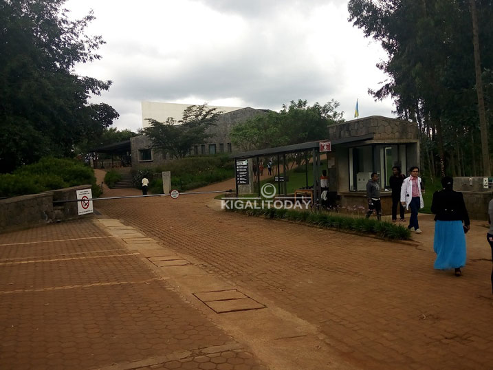 Kugera kuri ibi bitaro ngo nta modoka ihagera ni ugutega moto ya 5000Frw