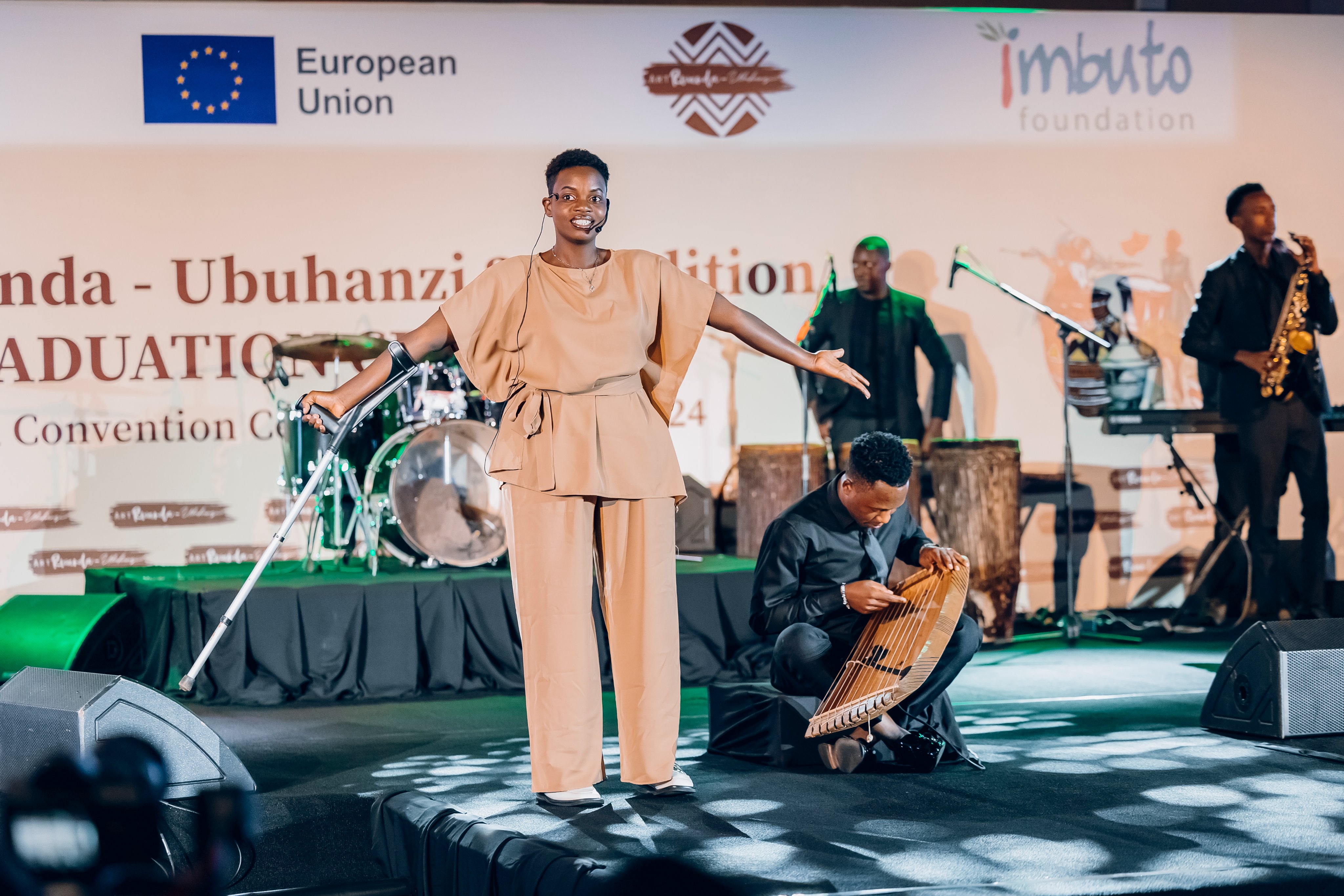 Byari ibirori byari bibereye ijisho