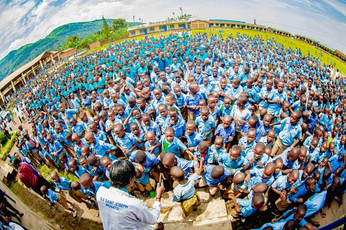 Byari ibyishimo ku banyeshuri 