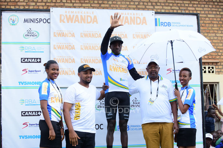 Byemayire Lembert (uwa kabiri uvuye iburyo wambaye ingofero y