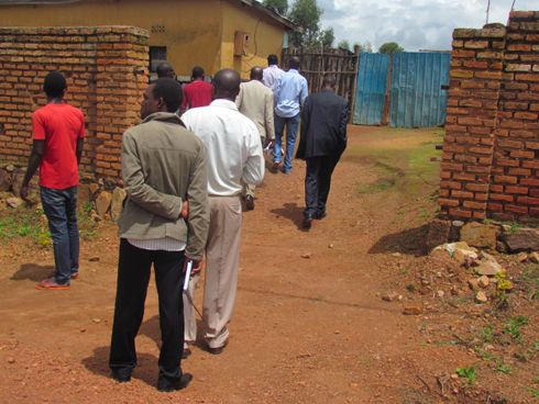 Ibipangu bidakinze nabyo barasaba ba nyirabyo kubikinga.