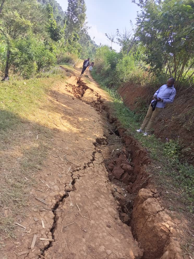 Abaturage batewe urujijo n