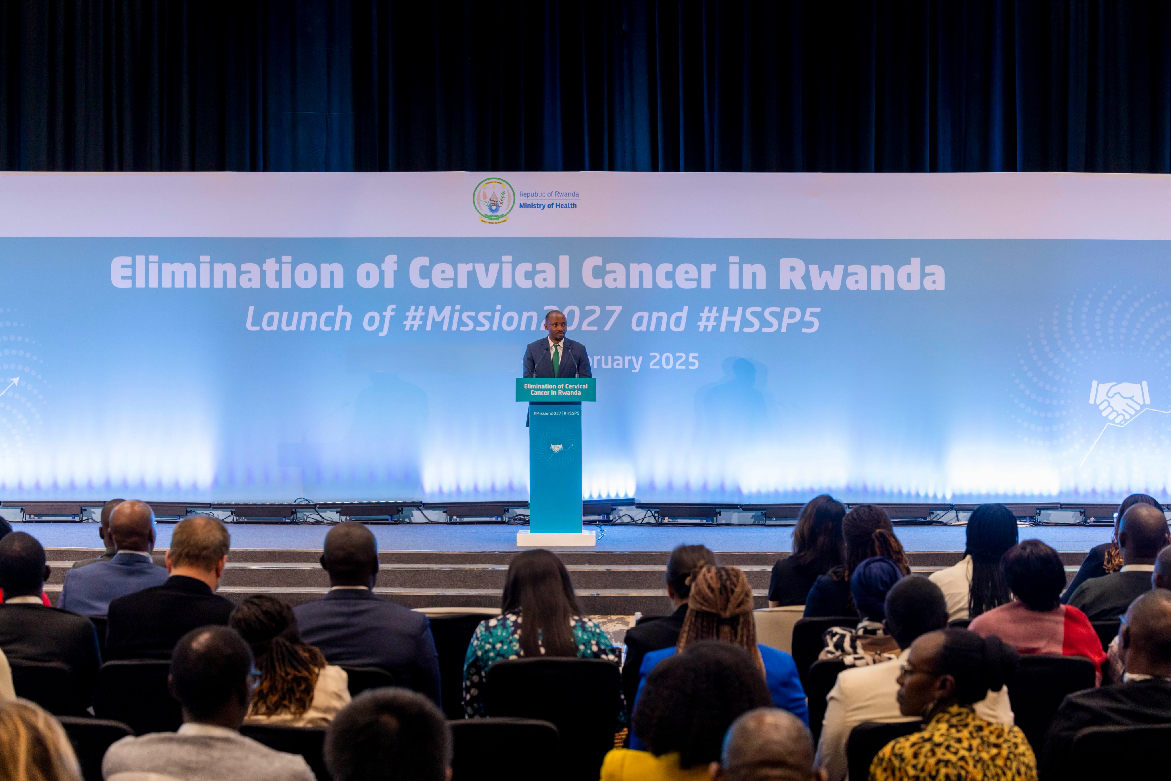 Minisitiri Nsanzimana avuga ko Kanseri y'Inkondo y'Umura iri mu ndwara zishobora guhashywa kandi vuba