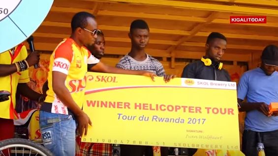 Mu irushanwa ryateguwe na Skol hari n'uwatsindiye itike yo kugenda muri kajugujugu 