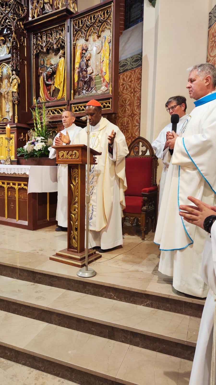 Cardinal Kambanda atura igitambo cya Misa
