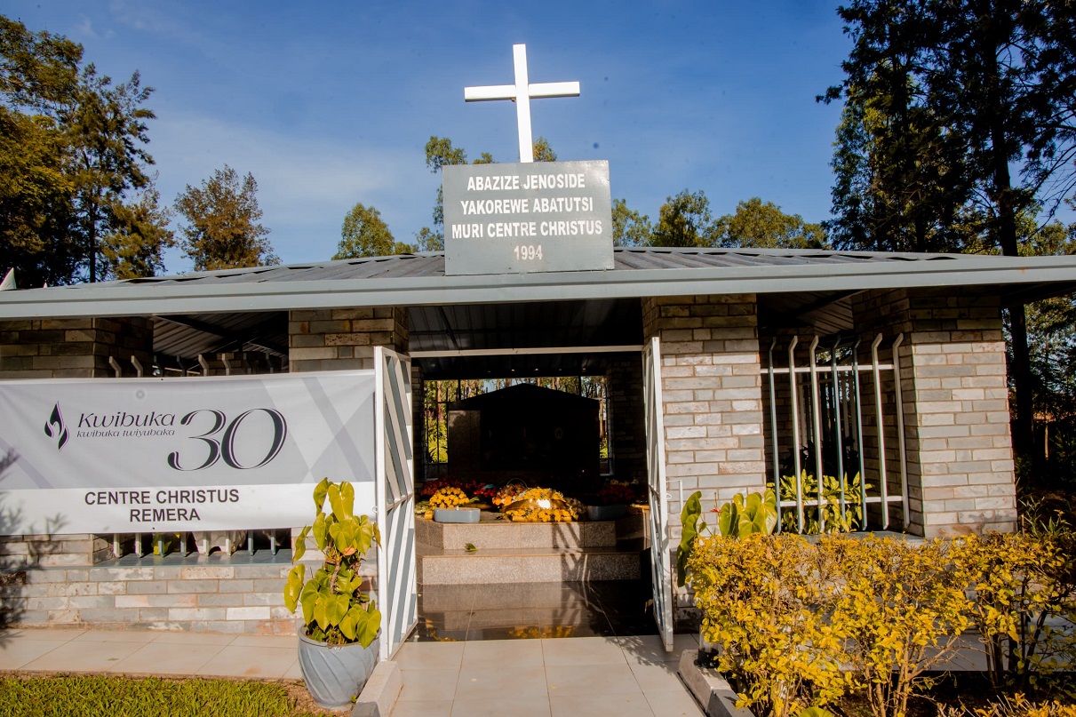 Iyi Centre yiciwemo abapadiri n'ababikira 17