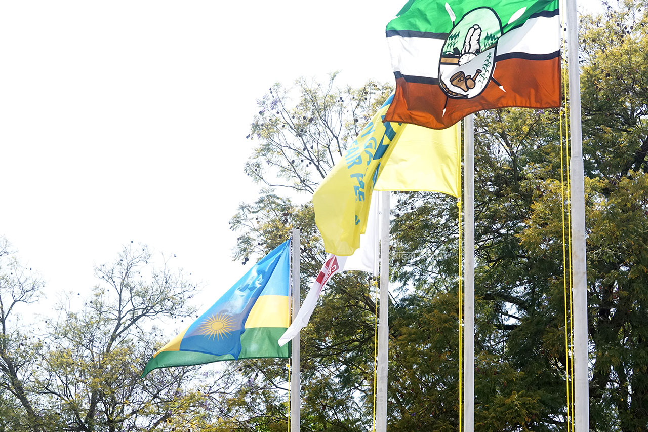 Ibendera rya Kakamega (ribanza), ryari riri ahirengeye kuri Bukhungu Stadium