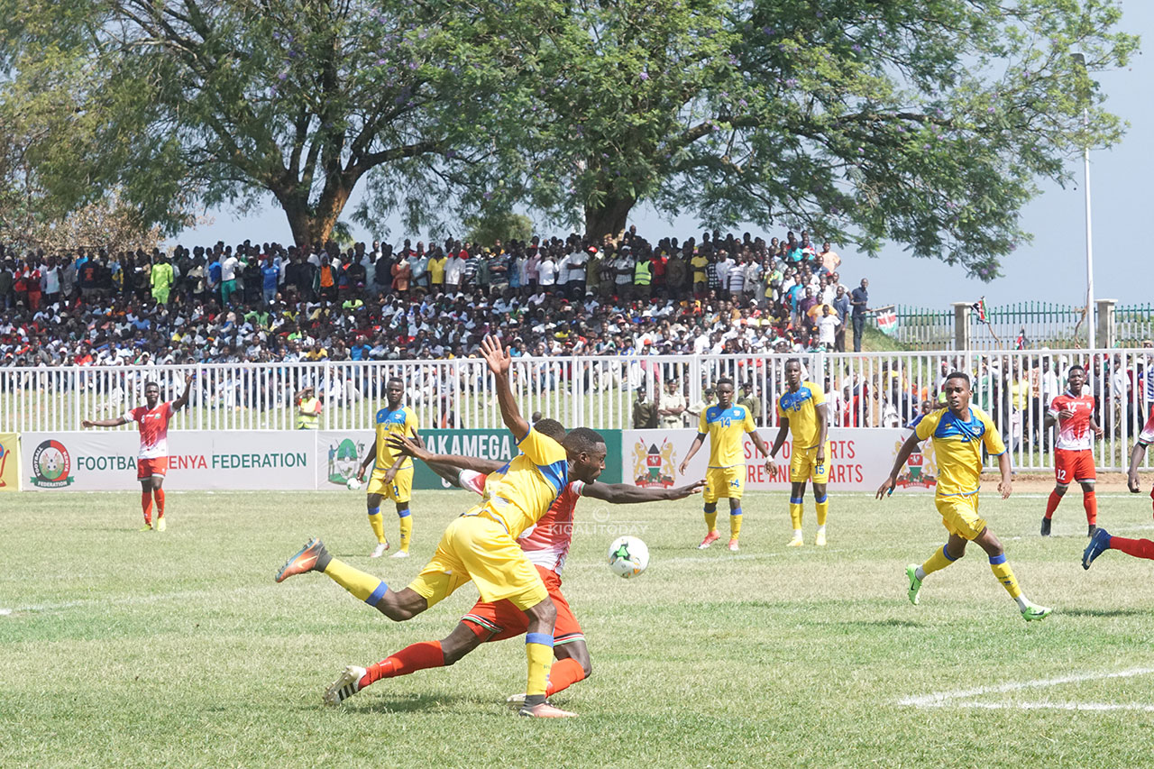 Umusifuzi yasifuye ko Kayumba Soter yahiritse umukinnyi wa Kenya mu rubuga rw