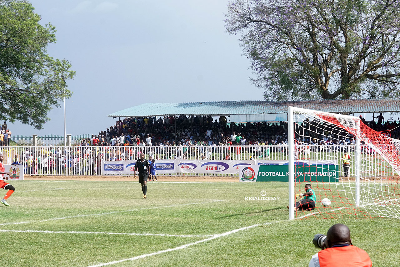 Umupira ntiyamenye aho unyuze