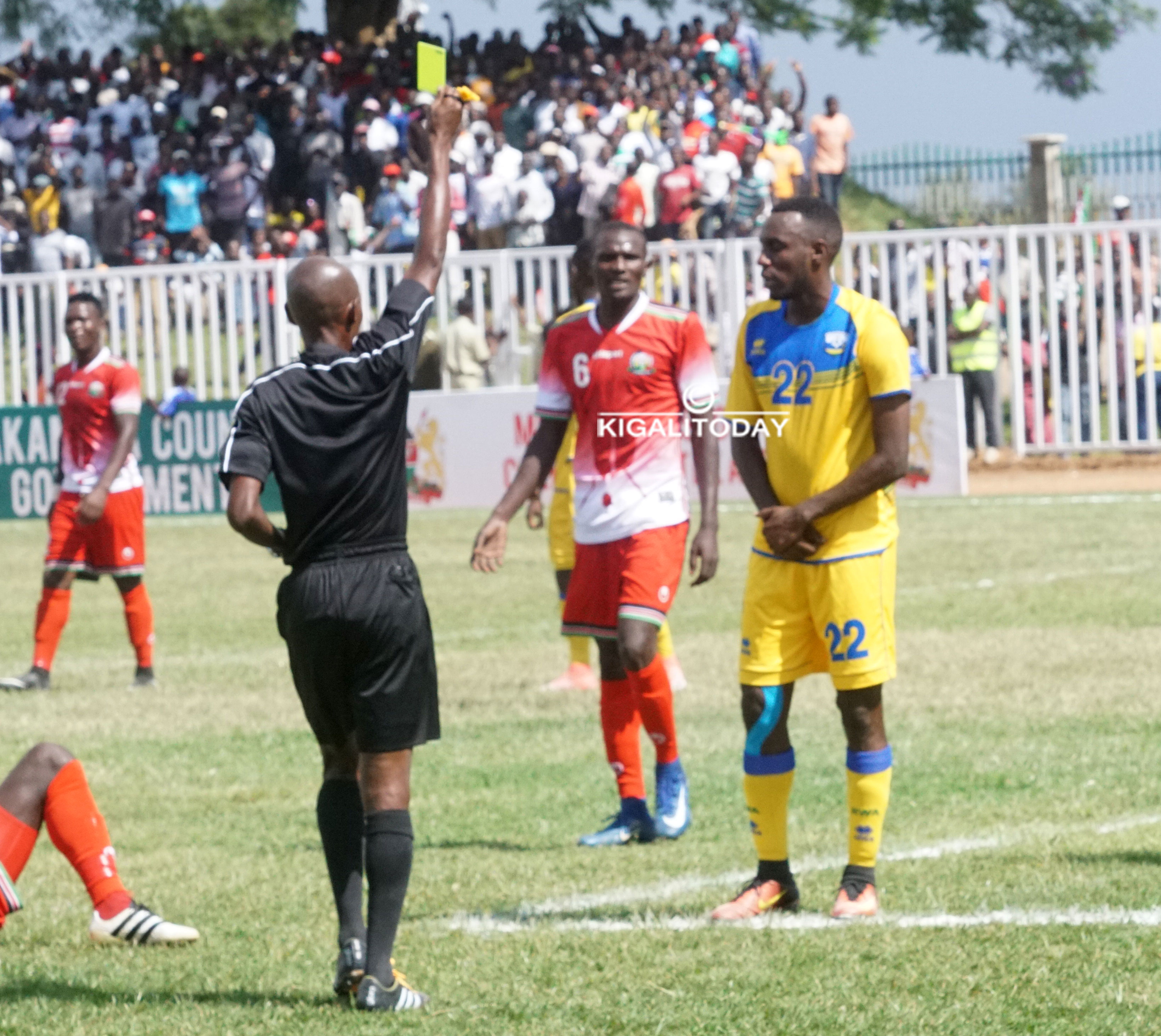 Kayumba Soter yahise ahabwa ikarita y'umuhondo, yaje no kumuviramo umutuku mu gice cya kabiri