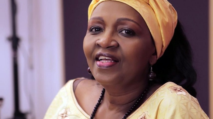 Cecile kayirebwa ikirangirire mu ndirimbo gakondo z'ibitaramo