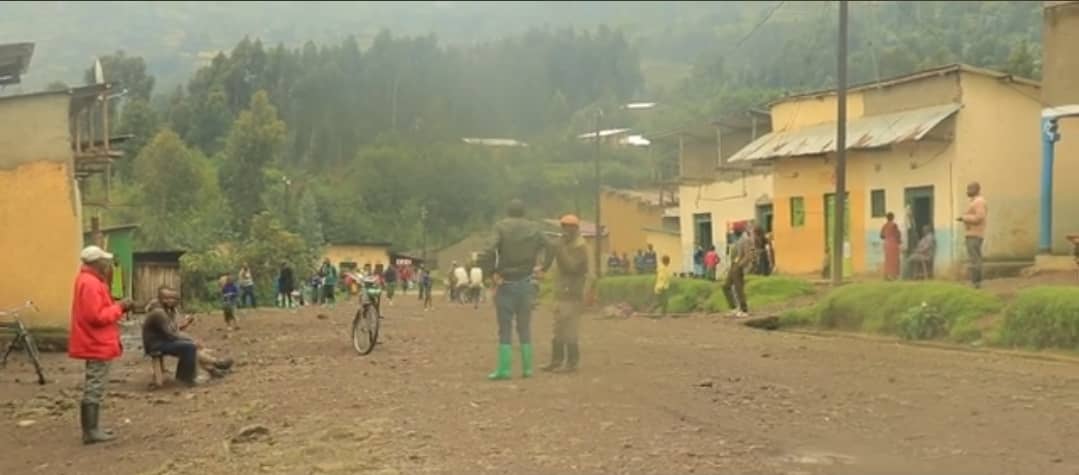 Abatuye iyi santere bahoranaga ubwoba mbere y'uko abo basore bafatwa