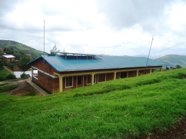 Ikigo nderabuzima gifite inyubako ebyiri gusa.