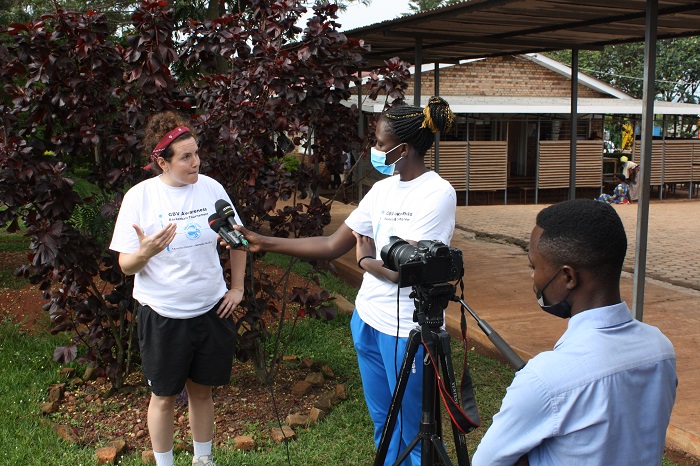 Umuyobozi Mukuru wa Shooting Touch, Chloe Rothman