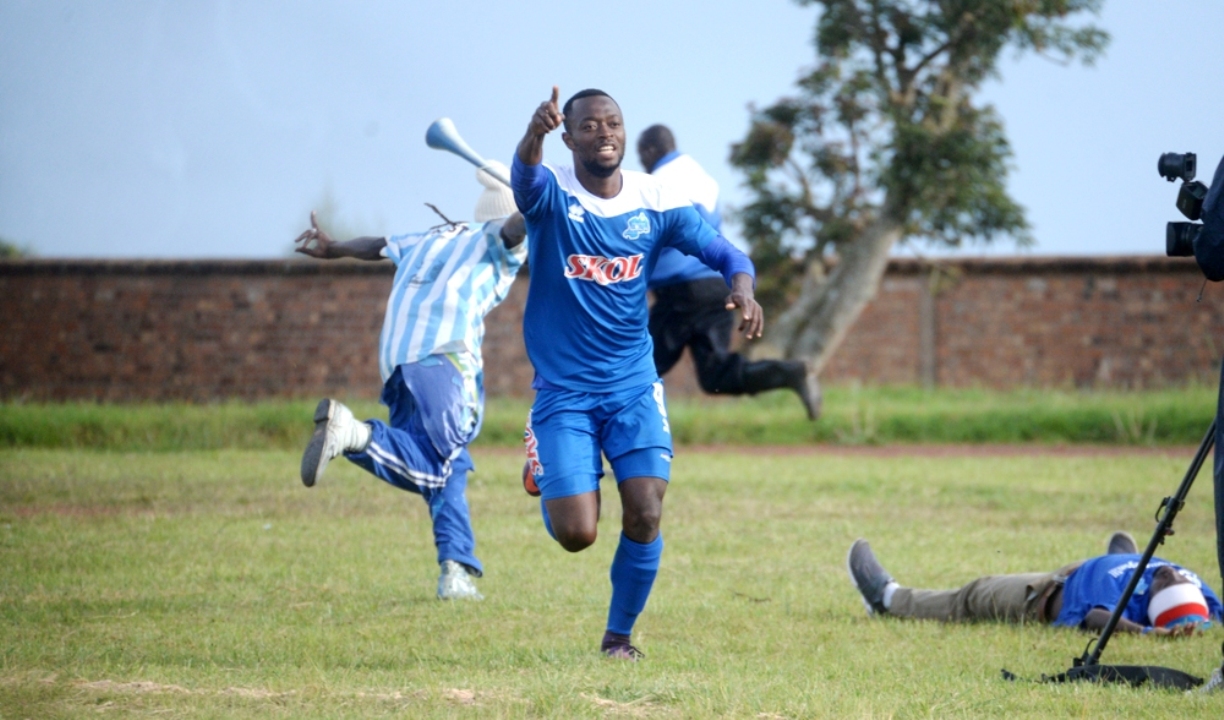 Christ Mbondi yatsinzemo ibitego bibiri muri uyu mukino