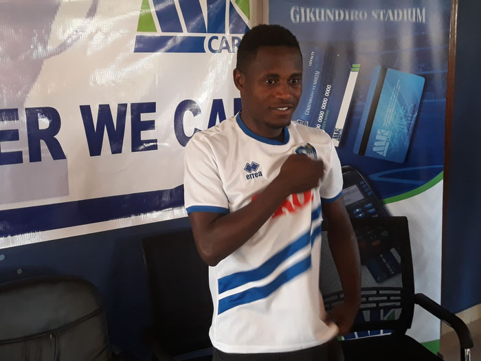 Ciiza Hussein yaguzwe na Rayon Sports mu ntangiriro z