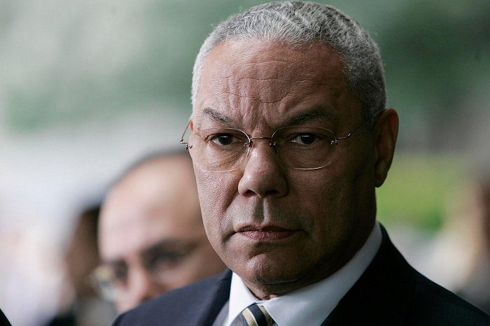 Colin Powell witabye Imana
