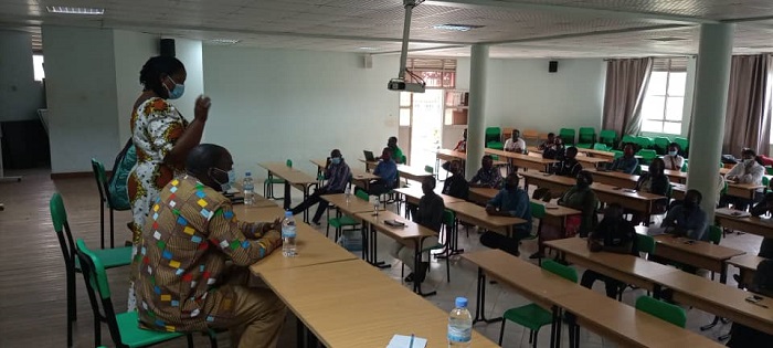 Abanyeshuri bahagarariye abandi biyemeje guhora bibutsa bagenzi babo kwirinda COVID-19