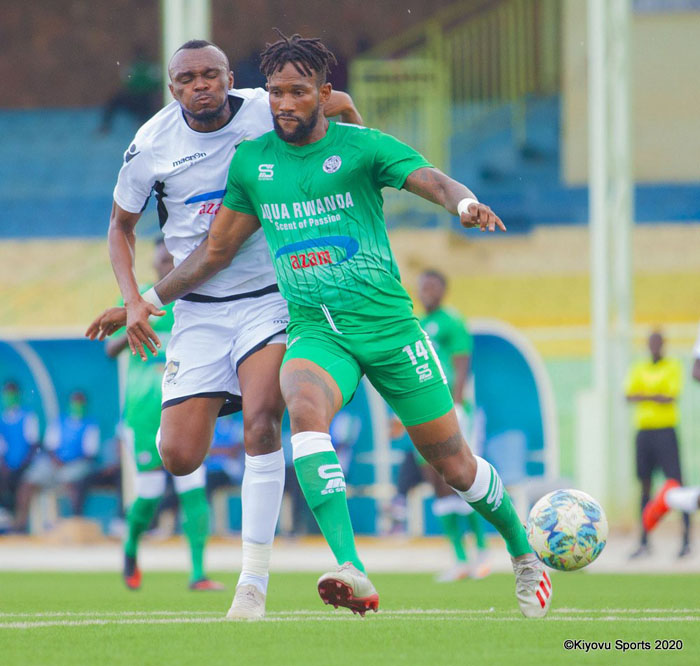 Amakipe arimo APR FC na Kiyovu Sports ari mu makipe yiyubatse mbere yo gutangira umwaka w'imikino