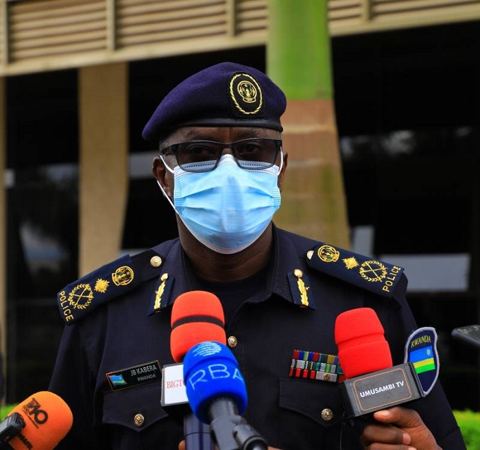 CP John Bosco Kabera akangurira abaturarwanda kujya bihutira gutanga amakuru igihe bibwe