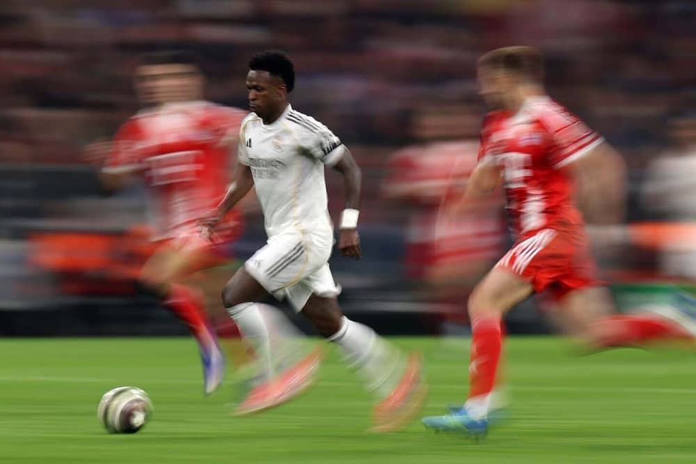 Ubwo Vinicius Junior yatwaraga umupira yahaye Kylian Mbappe atsinda igitego cya gatatu cya Real Madrid