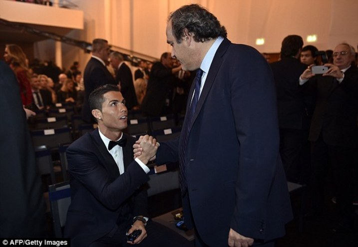 Michel Platini uyobora UEFA na we yashimiye Ronaldo kubyo yagezeho