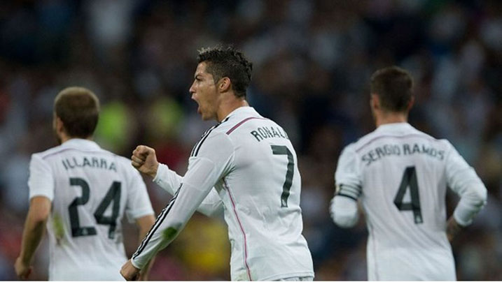 Cristiano Ronaldo amaze gutsinda ibitego bine wenyine mu mukino batsinze ikipe ya Elche 5-1.
