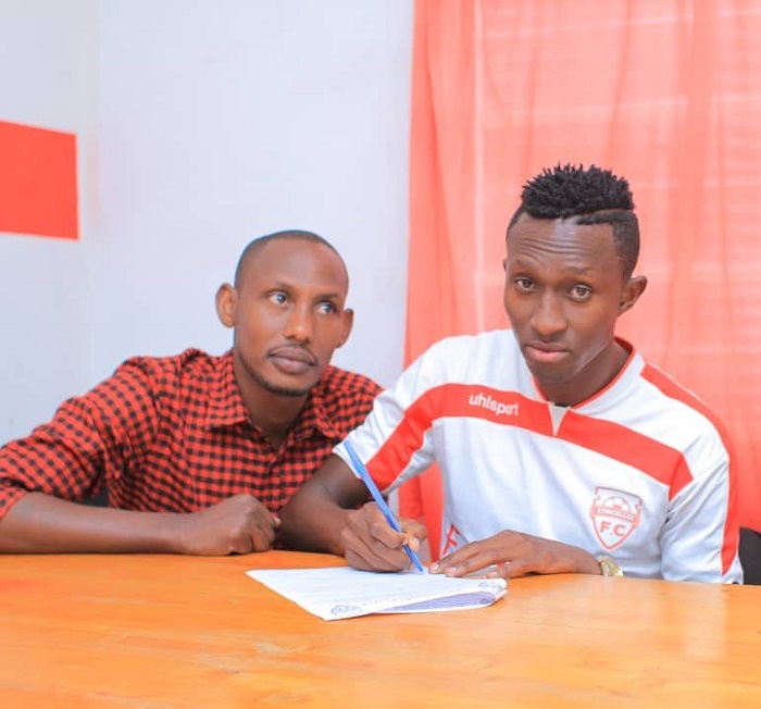 ATEGEKA Stephen wavuye muri SOANNA FC ya Uganda nawe yasinye imyaka ibiri