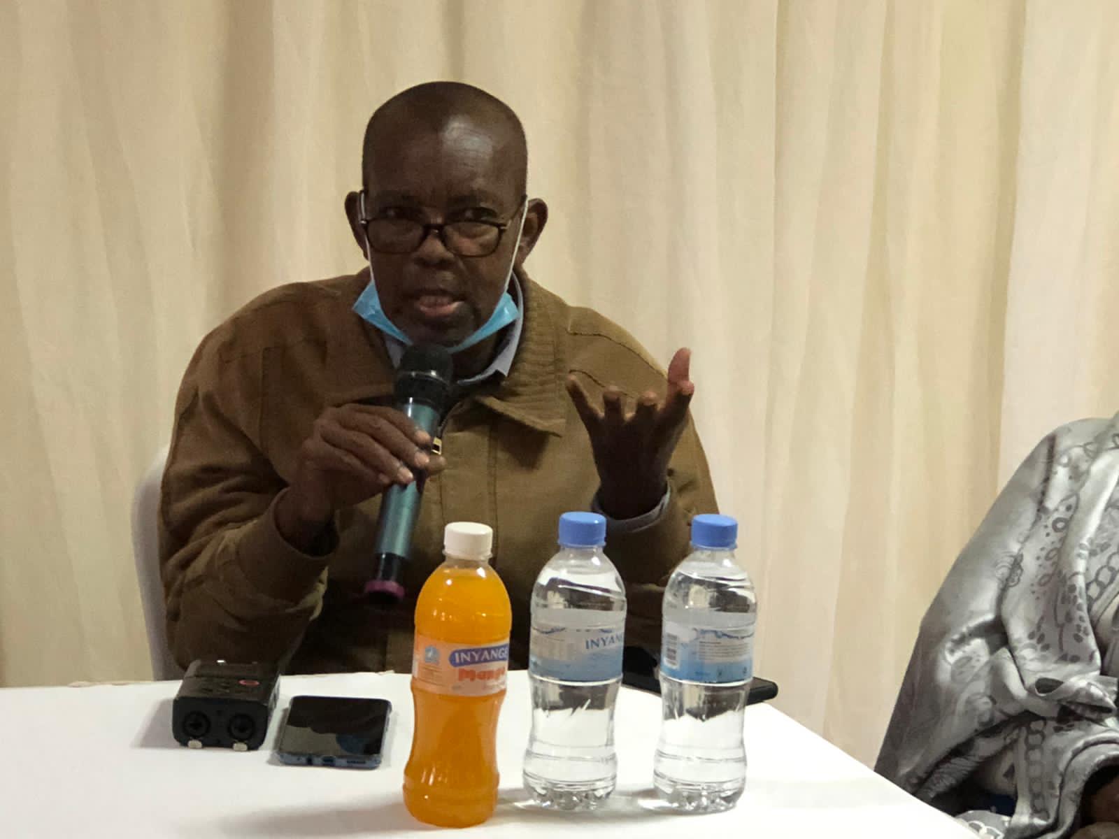 Damas Gisimba avuga ko yababajwe cyane n'ibinyoma byamwanditsweho