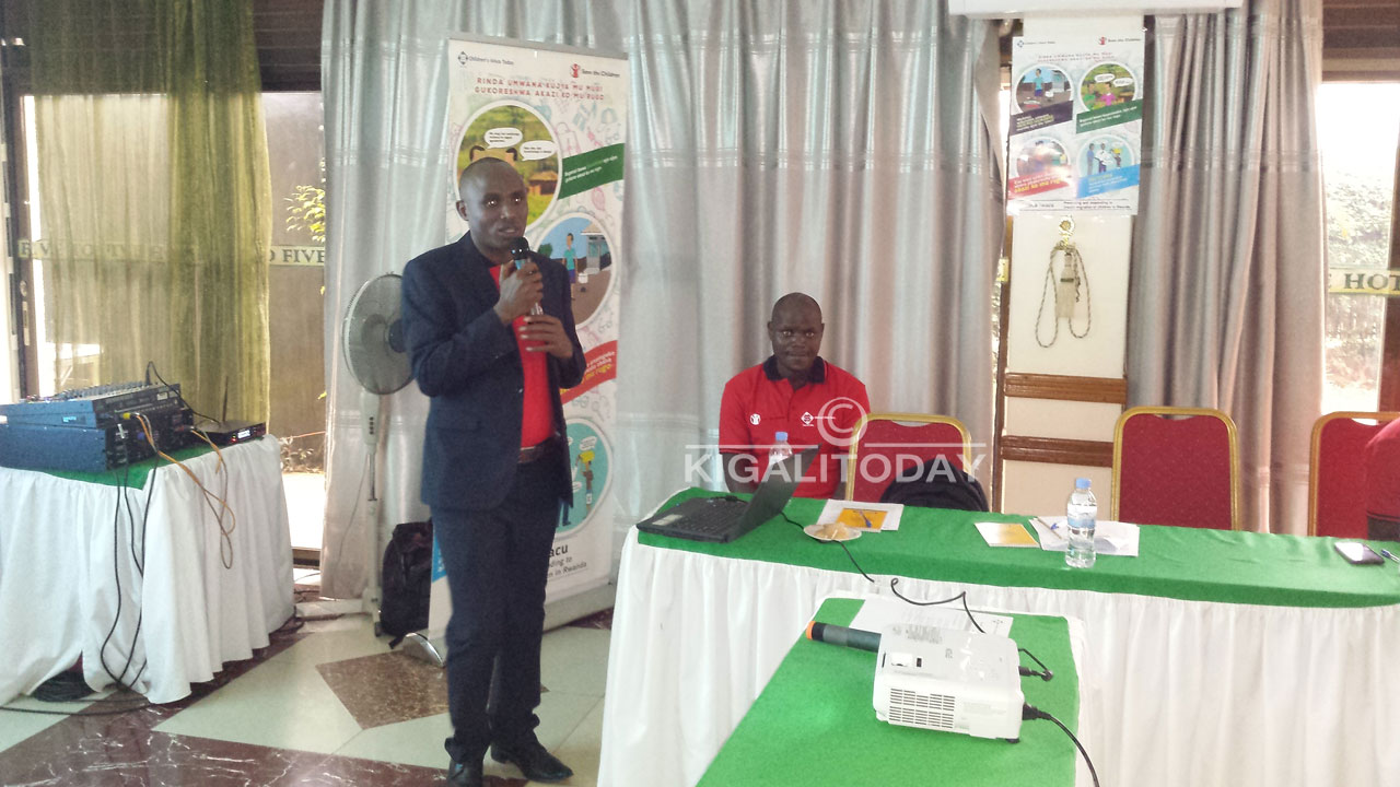 Nzamwita Damien avuga ko ibihano bihabwa abakoresha abana imirimo y