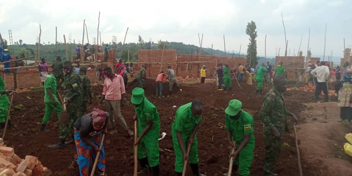 Dasso mu muganda wo kubaka amashuri