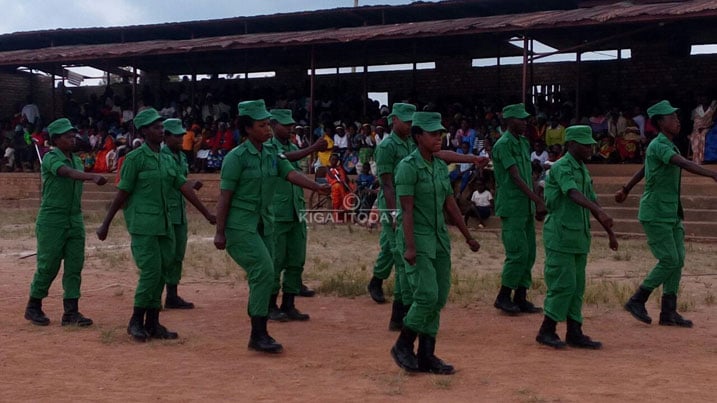 Mu karere ka Huye uyu munsi wabimburiwe n'Akarasisi k'abagore bibumbiye mu mutwe wa Dasso