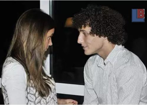David Luiz ubu ahagaze neza haba mu kibuga no mu rukundo