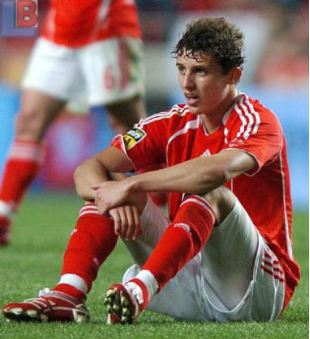 David Luiz gukina neza no kwigaragaza nk'umukinnyi w'umuhanga byabanje kumugora