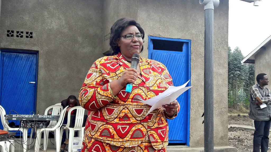 Minisitiri Mukantabana avuga ko amafaranga atangwa mu gutabara ahabaye ibiza ari menshi ngo ni ngombwa ko abantu babyirinda