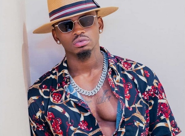 Diamond Platnumz yavuye mu kato hamwe na bamwe mu bagize itsinda rye