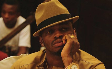 Diamond Platinumz yiyemeje kugoboka bamwe mu batishoboye abishyurira ubukode