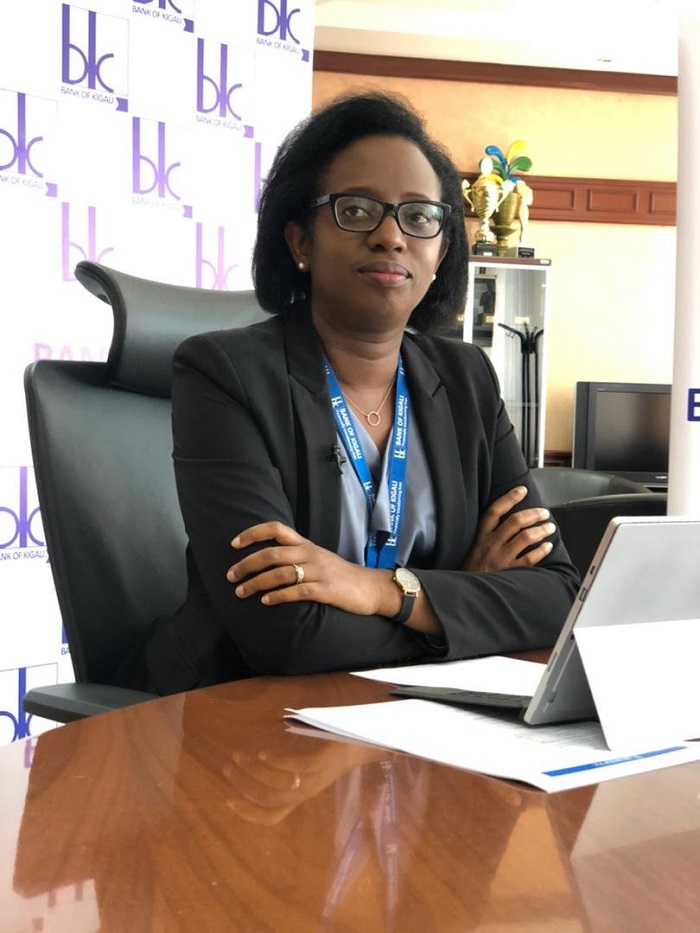 Umuyobozi Mukuru wa BK, Dr Diane Karusisi, yagiranye ikiganiro n'abanyamakuru hifashishijwe ikoranabuhanga, mu gihe hagaragazwaga ishusho y'umutungo w'iyo banki mu mwaka ushize no mu gihembwe cya kane cya 2020 by'umwihariko