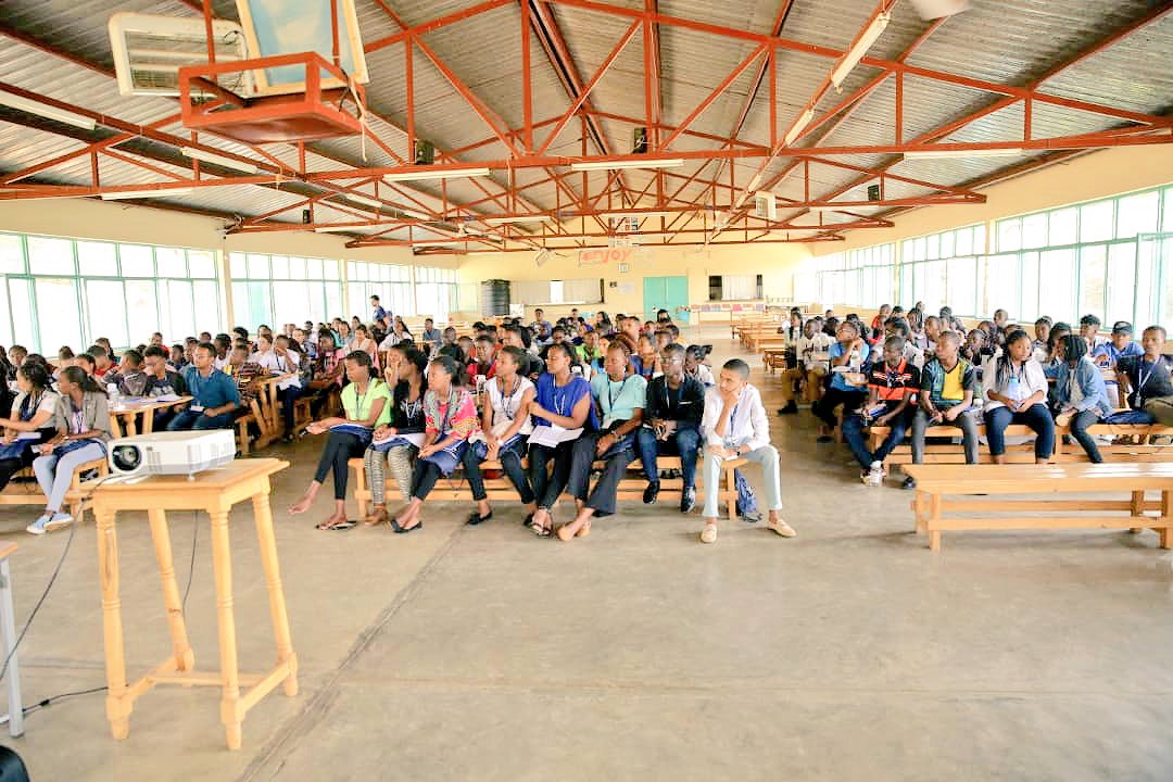 Ku ikubitiro hahuguwe abagera ku 150