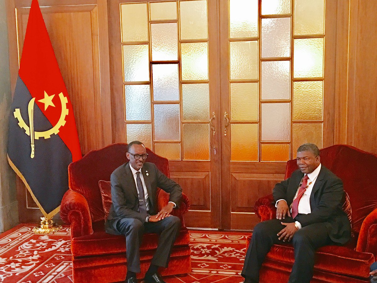 Nyuma yo kurahira, Perezida Kagame yahise ahura na Perezida João Lourenço amushimira 