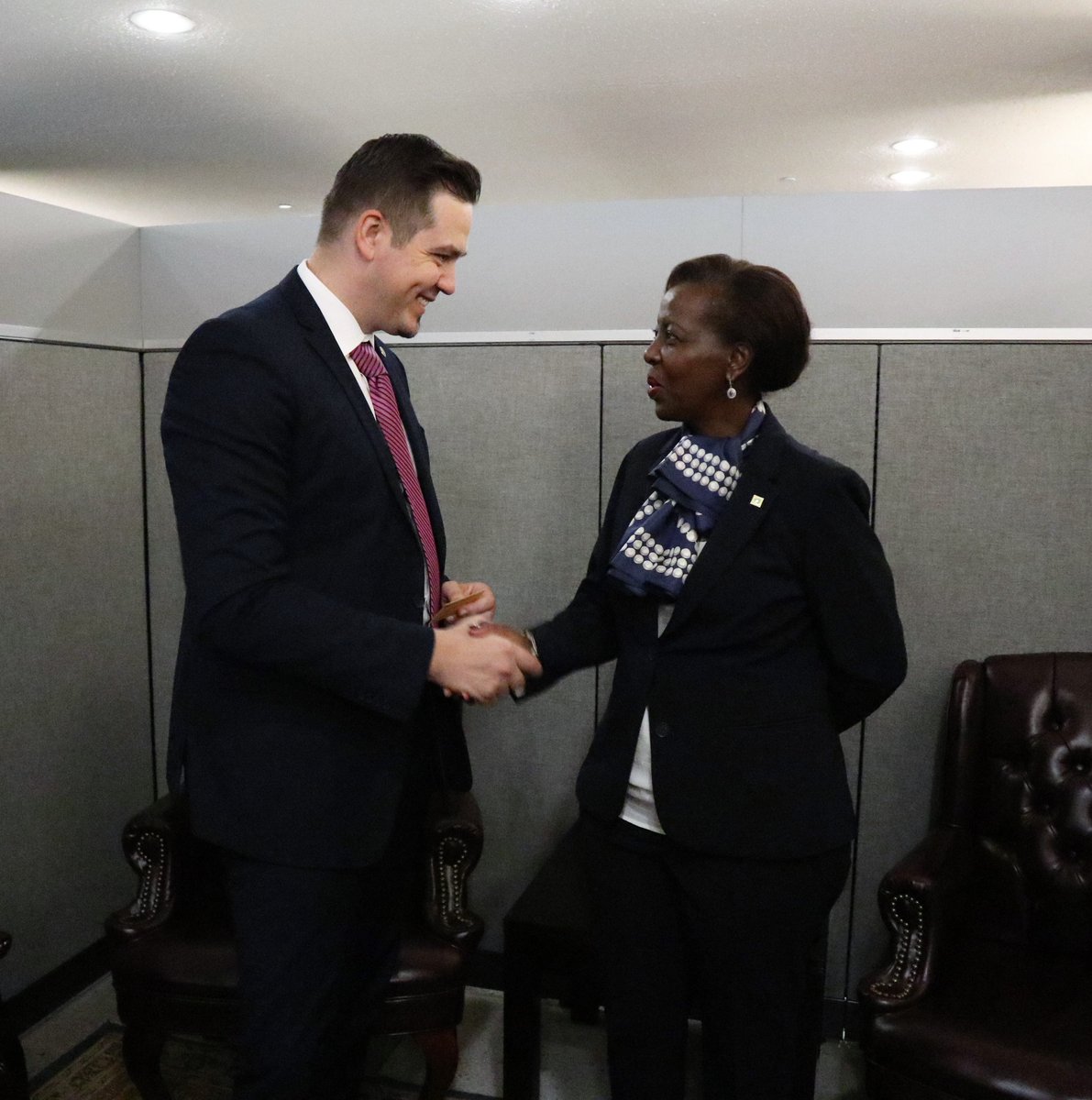 Yanagiranye ibiganiro na Minisitiri w'Ububanyi n'amahanga wa Moldaviya, Tudor Ulianovschi