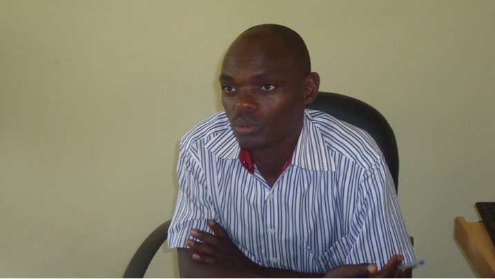 Umuyobozi w'ibitaro bya Nyagatare avuga ko uyu mukecuru ameze neza.