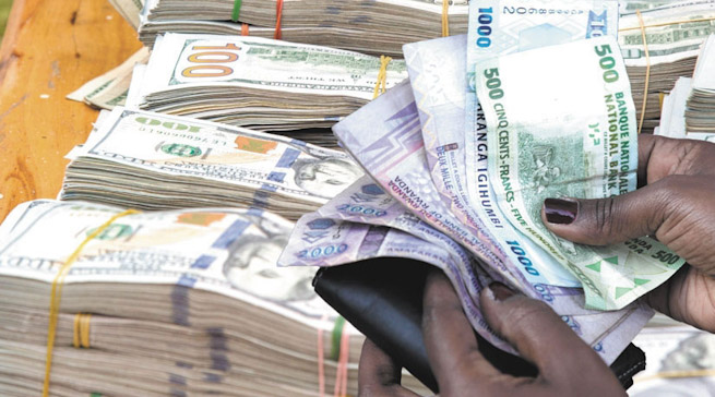 Amadolari yabaye make ku isoko ry'ivunjisha