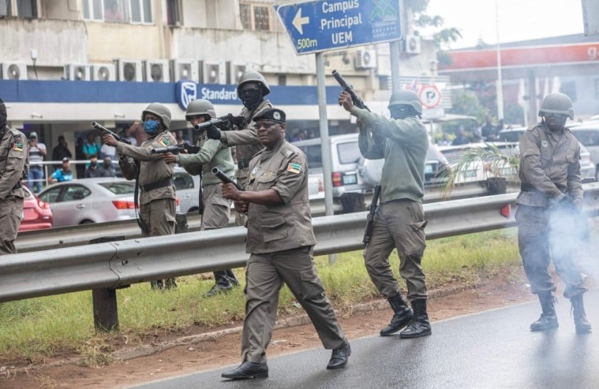 Polisi yo muri Mozambique yahanganye n